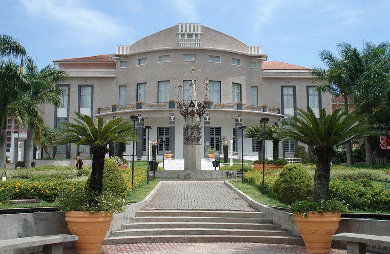 Teatro Carlos Gomes, de Blumenau, abre inscrições para bolsas de estudo gratuitas; saiba como participar