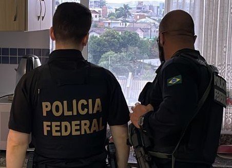 PF faz operação contra venda ilegal de cigarros eletrônicos em SC