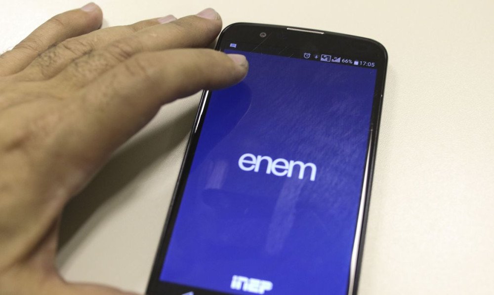 Enem: prazo para solicitar isenção da taxa de inscrição começa nesta segunda