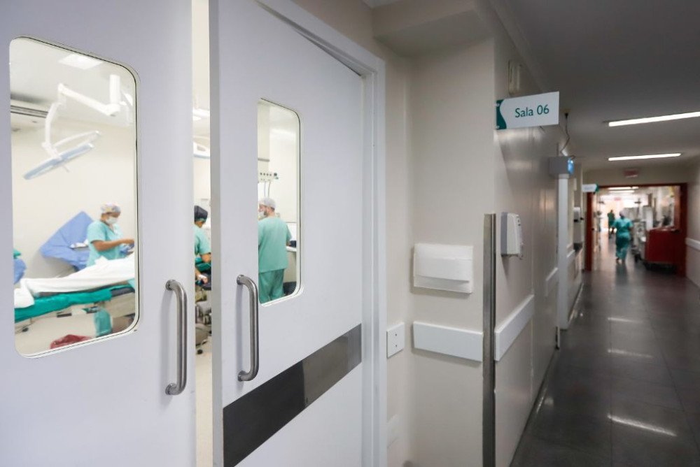 Hospitais que atendem pelo SUS em SC terão isenção de ICMS na conta de energia até abril de 2026