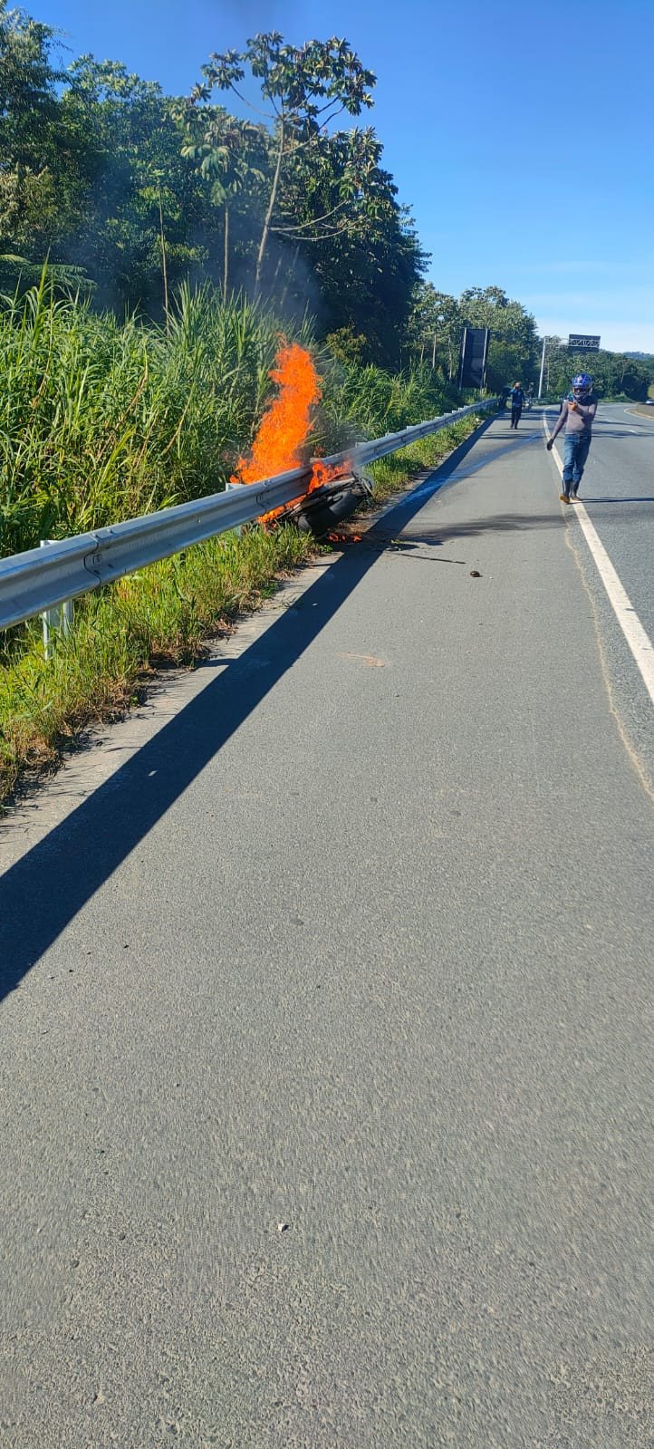 Grave acidente envolvendo motociclista é registrado na BR-470, em Blumenau