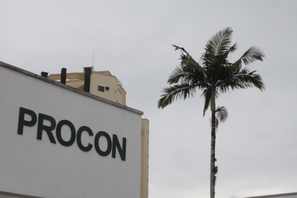 Procon de Brusque fecha e-commerce do município com número recorde de reclamações