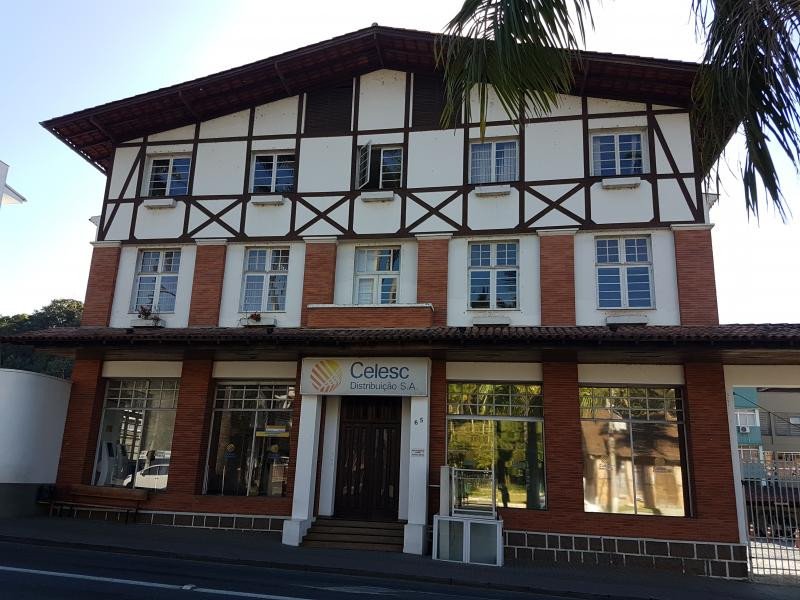 Lojas da Celesc estarão fechadas na próxima segunda-feira para implementação de novo sistema  