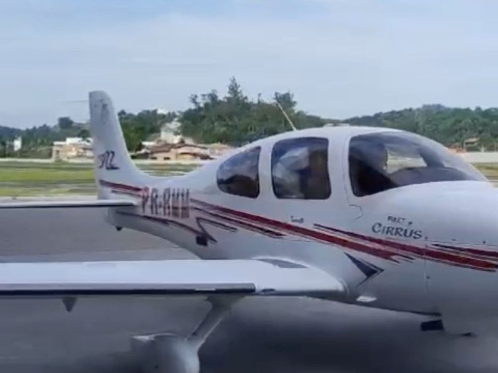 Vídeo: Pelo ar, empresários de Blumenau levam doações para os atingidos no RS