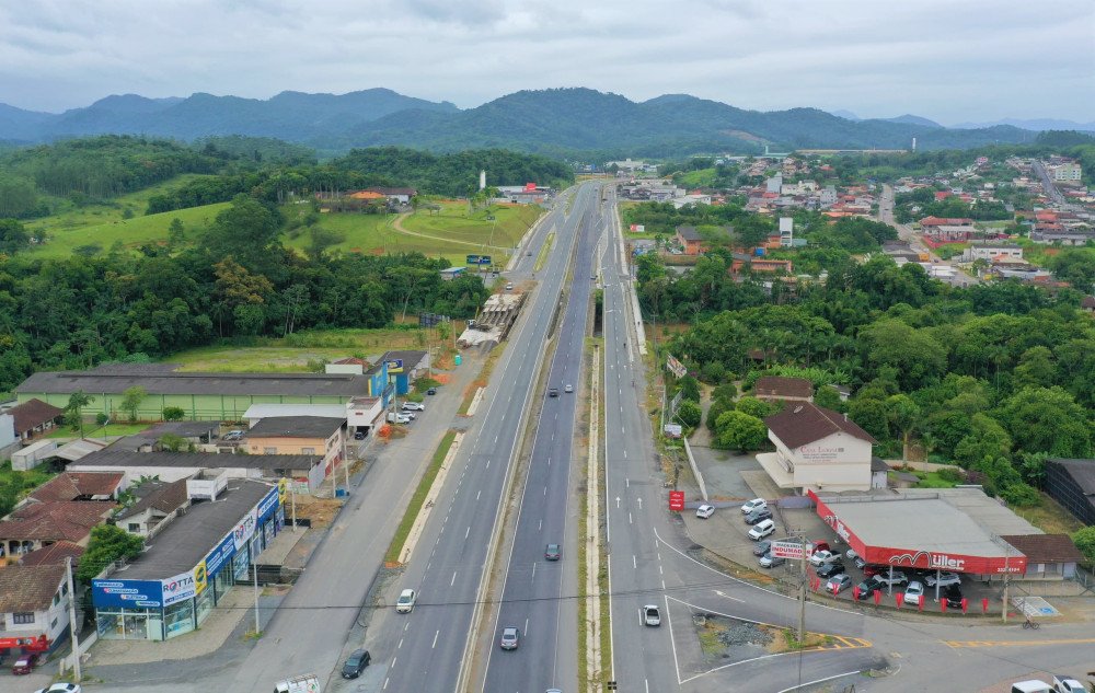 DNIT faz novo mutirão de desapropriações para duplicação da BR-470