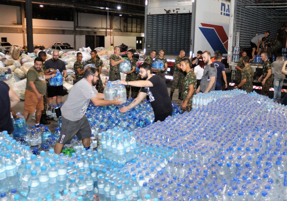 Fotos: Blumenau envia mais uma carga com donativos para o Rio Grande do Sul