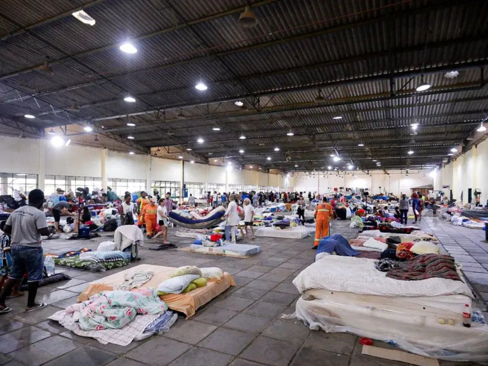 Quase 80 mil pessoas estão em abrigos no RS; mortes chegam a 149