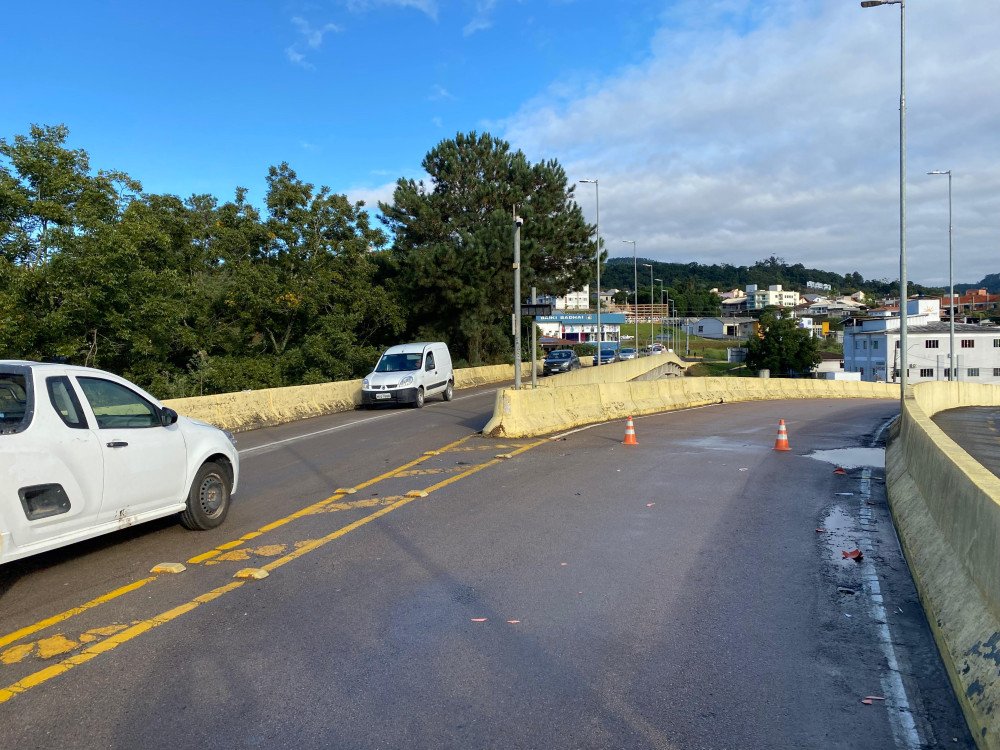 Pelo menos 100 ruas têm pontos de alagamento em Rio do Sul nesta segunda-feira