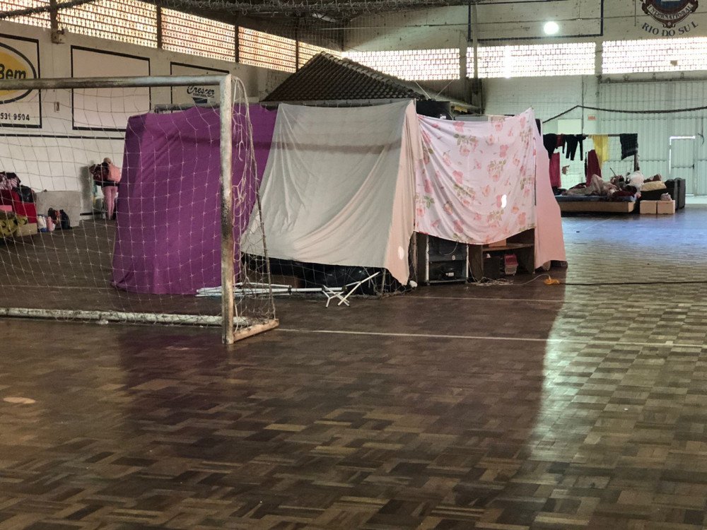 Quase 500 pessoas permanecem desabrigadas em Rio do Sul nesta segunda