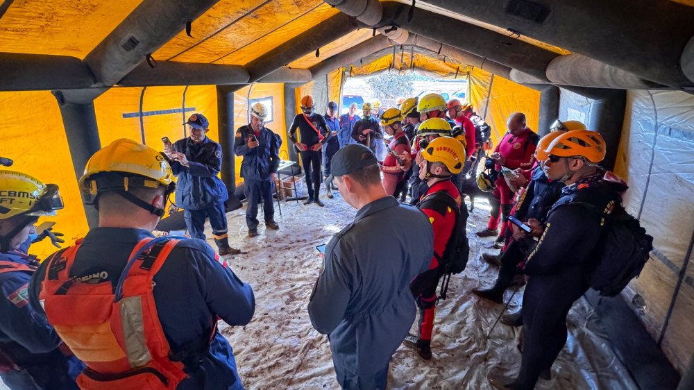Vídeo: Bombeiro Militar de SC relata trabalhos no RS; mais de 3 mil vidas já foram salvas pelas equipes catarinenses