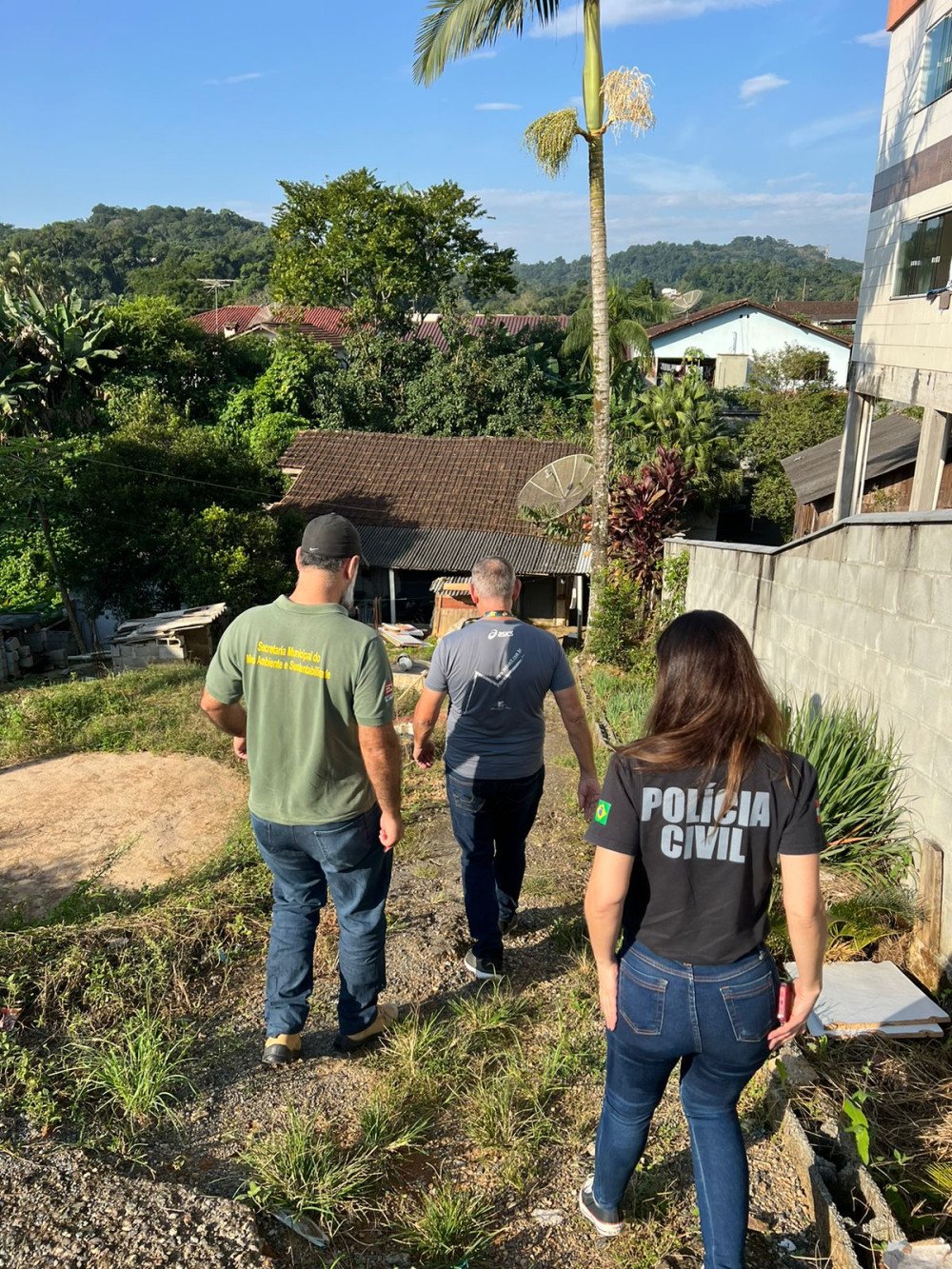 Polícia Civil e Secretaria de Meio Ambiente realizam ação contra maus-tratos a animais em Blumenau