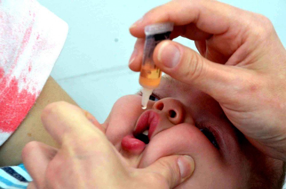 Campanha de vacinação contra a poliomielite começa na segunda-feira