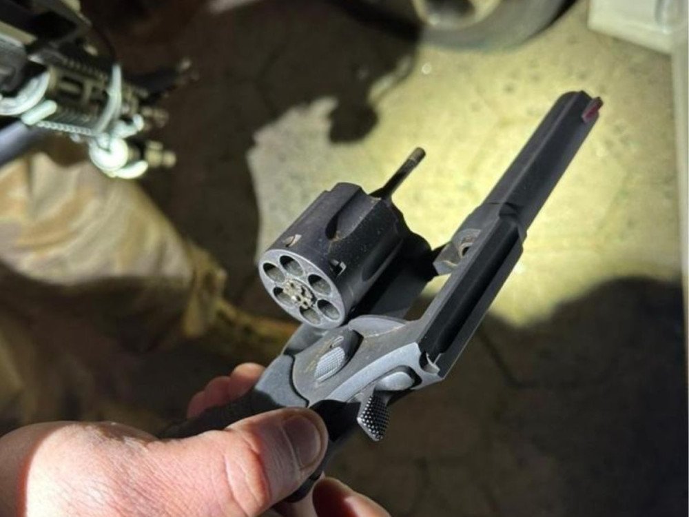 Assaltante de residência em Blumenau morre em confronto com a PM na BR-470