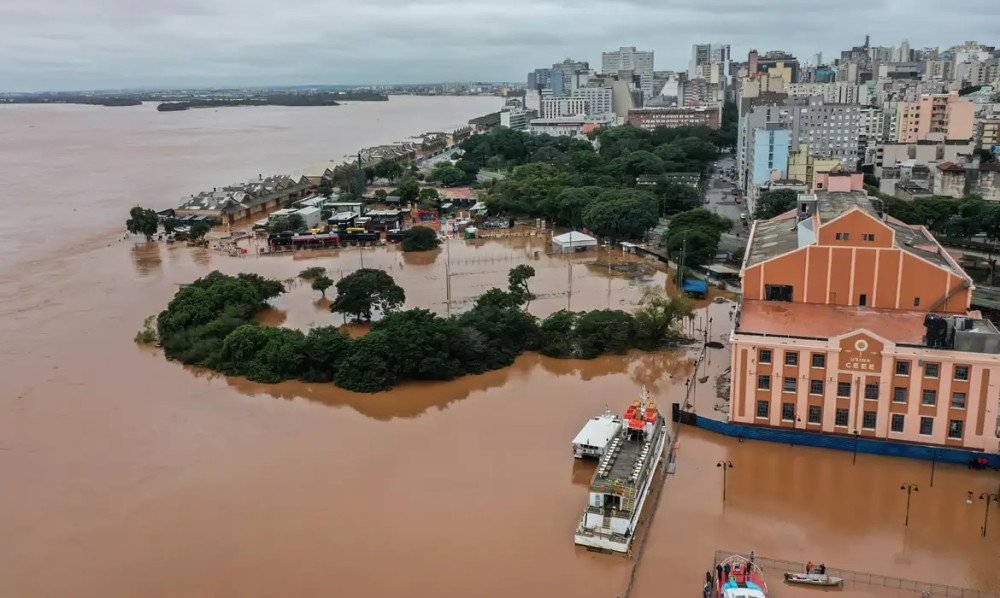 Nível do Guaíba chega a 3,77 metros em Porto Alegre