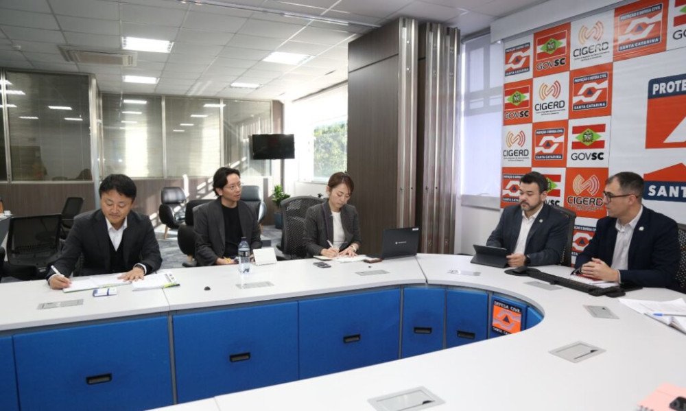 Agência japonesa JICA avalia projetos de prevenção a desastres para SC