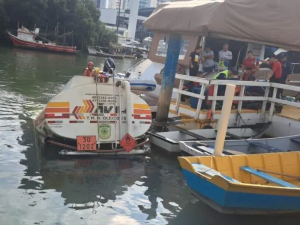 VIDEO: Motorista de caminhão-tanque morre ao tentar evitar acidente em Balneário Camboriú
