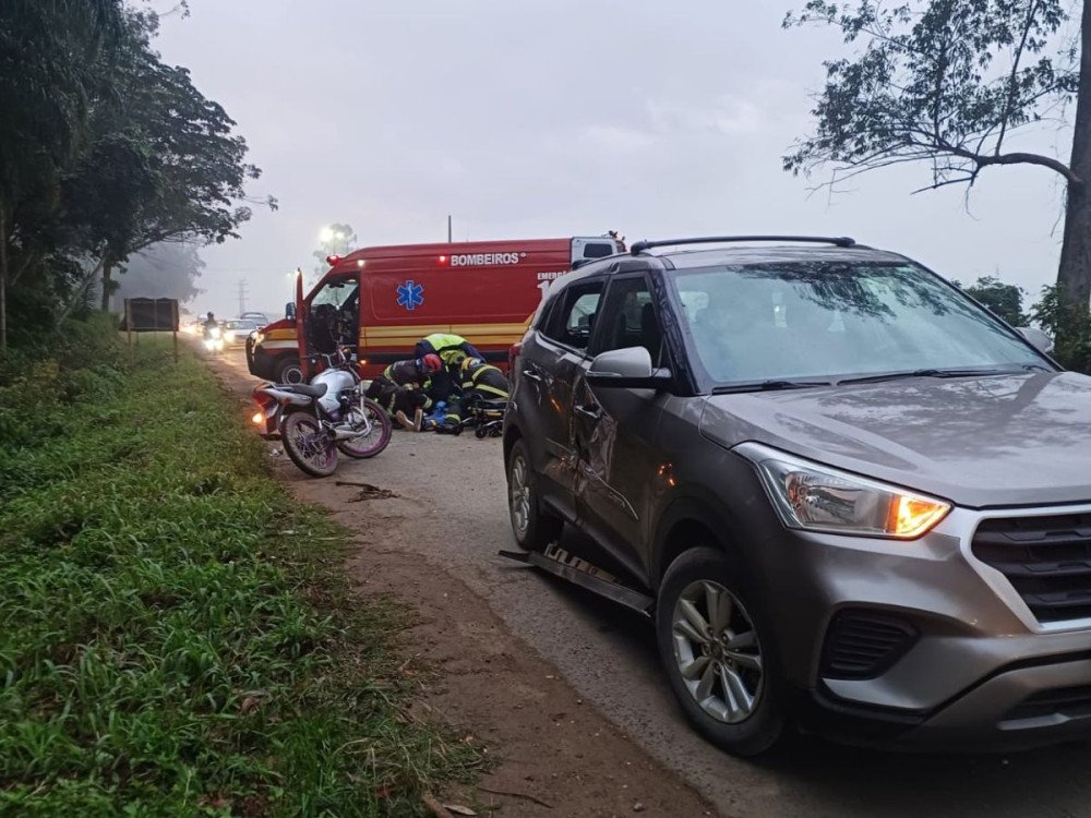 Motociclista fica ferido em acidente na BR-470, no Alto Vale