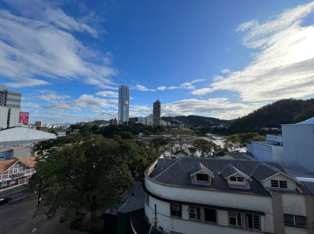 Frente fria provoca queda acentuada de temperatura em Blumenau neste fim de semana