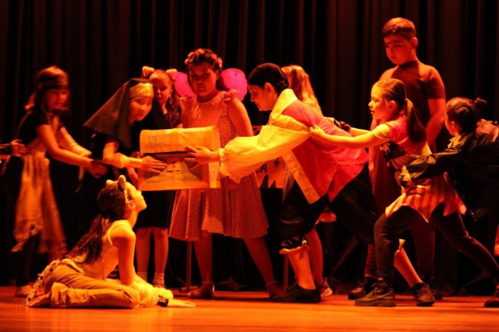 Inscrições abertas para o 3° Festival de Teatro Estudantil de Brusque; veja como se inscrever