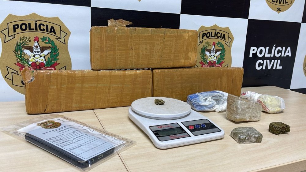 Polícia Civil cumpre 12 mandados de busca e apreensão em Gaspar e grande Florianópolis nesta sexta