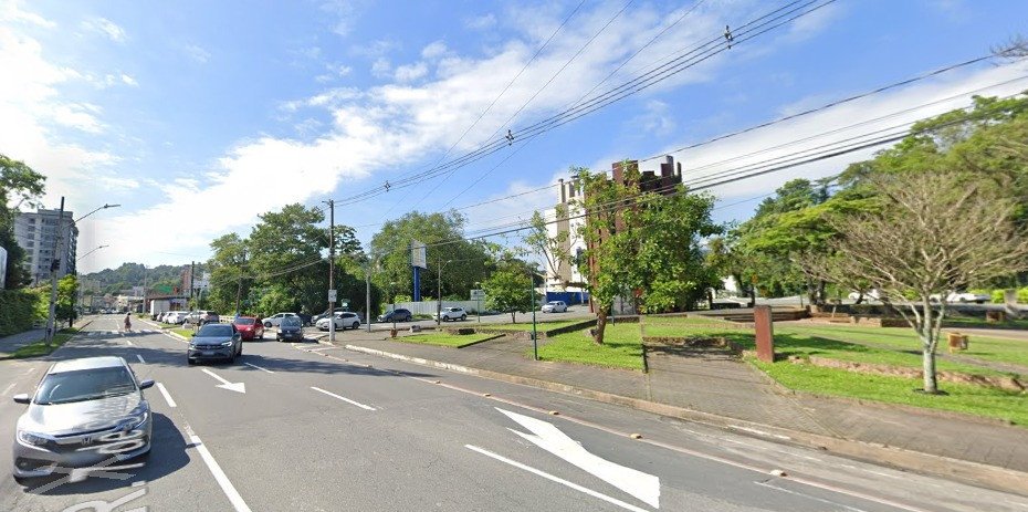 Lançamento de vigas interrompe trânsito na rua 7 de Setembro neste sábado; saiba mais