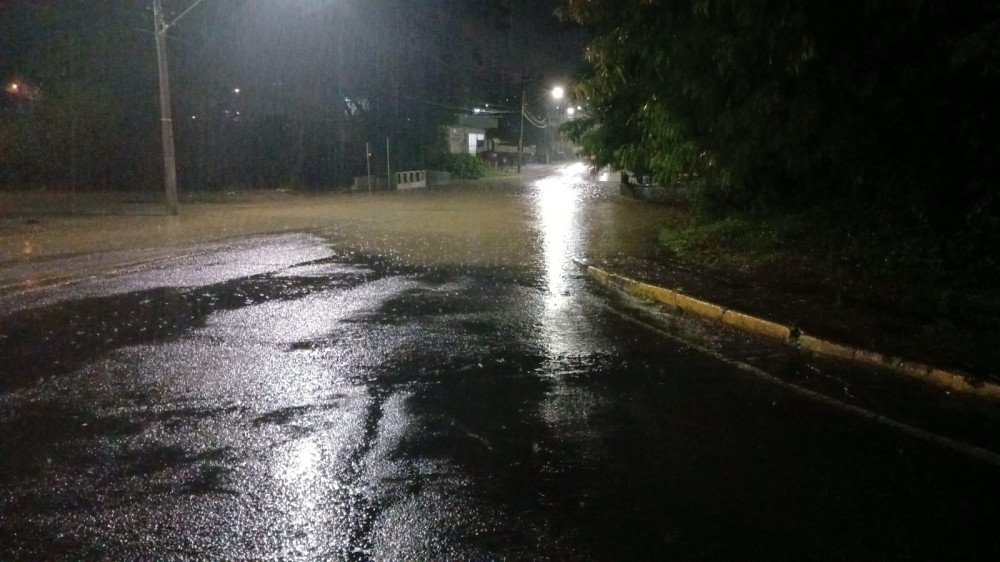 Quatro abrigos estão abertos em Rio do Sul devido às chuvas que atingem a cidade