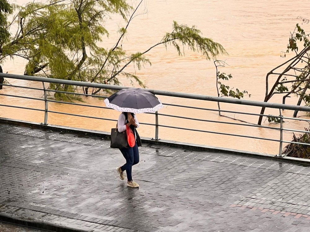 Previsão do tempo: frente fria traz chuva e temperaturas mais baixas em Blumenau