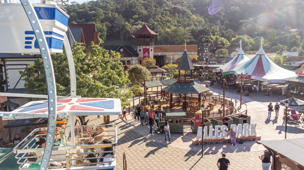 Julho no Alles Park: Aniversário de dois anos e Espaço Férias para crianças
