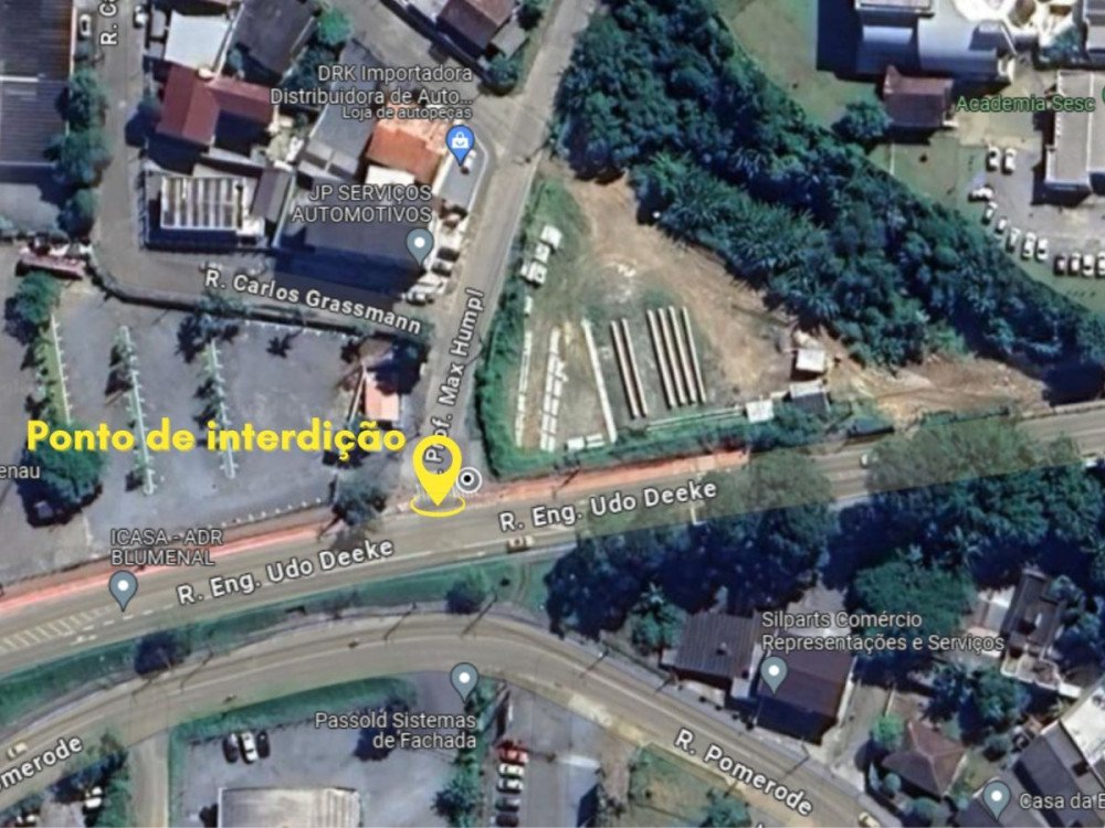Implantação de rede de gás irá interromper o trânsito na rua Engenheiro Udo Deeke; saiba quando
