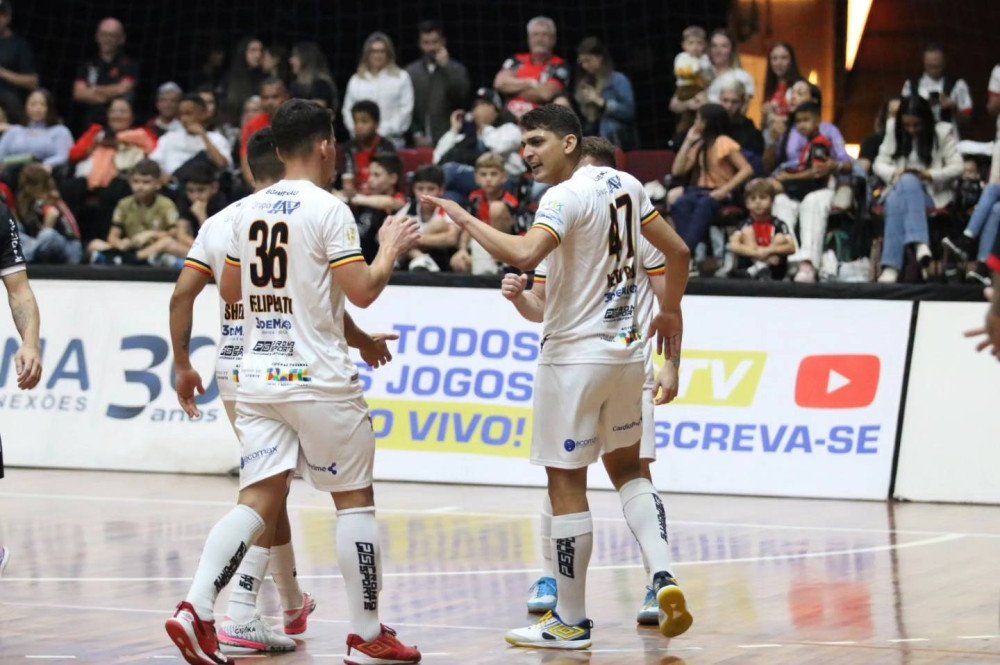 Blumenau Futsal vence pelo Estadual e ganha motivação extra para a sequência da Liga Nacional