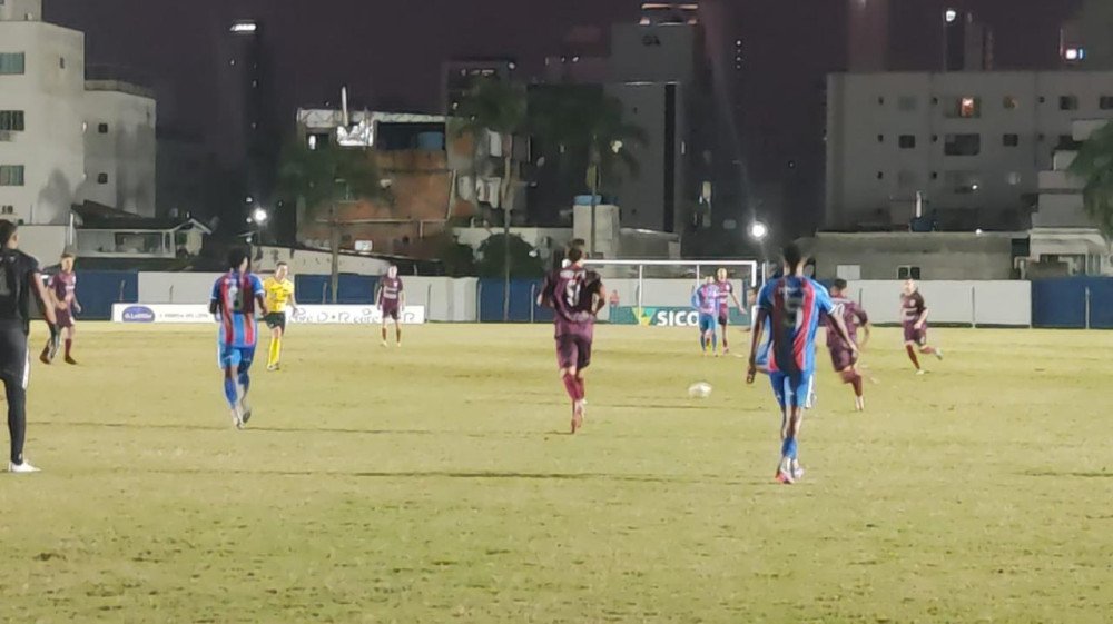 Série B: BEC perde para o Carlos Renaux e adia classificação, mas segue ameaçado de rebaixamento