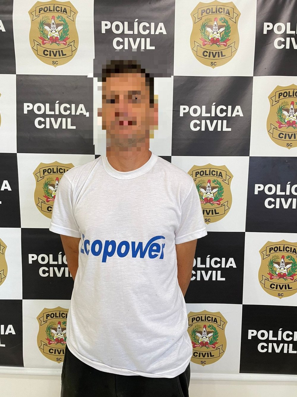 Homem com mais de 80 registros policias é preso em Blumenau após condenação por furto