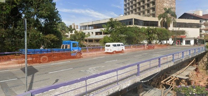 Interdição de ponte no Centro de Blumenau irá alterar o trânsito na próxima semana; saiba mais
