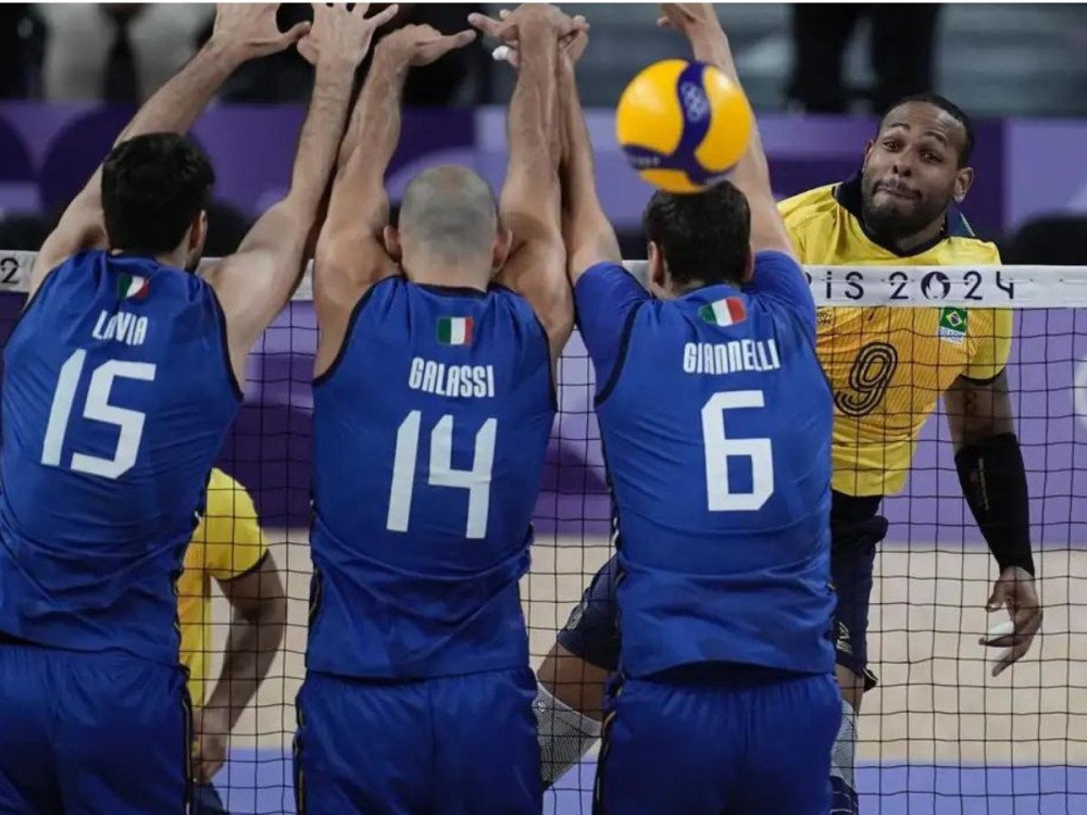 Paris 2024: Brasil é superado pela Itália na estreia do vôlei masculino