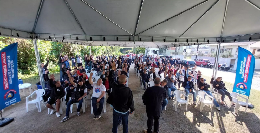 Ônibus em Blumenau: Sindetranscol realiza nova assembleia nesta quarta-feira