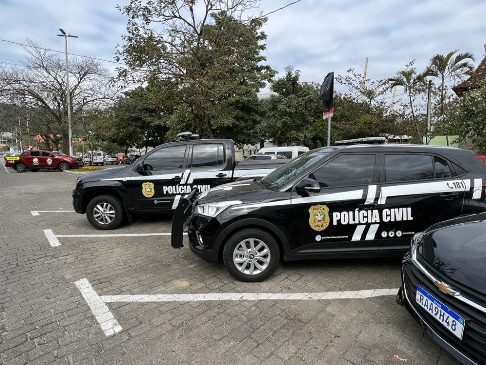 Suspeito de furto a residência em Blumenau é identificado e mandado de prisão é cumprido