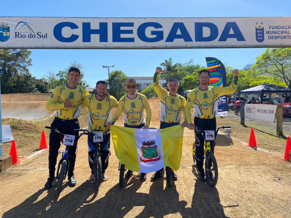Oito pilotos de Gaspar disputam a 2ª etapa do Catarinense de BMX Bicicross