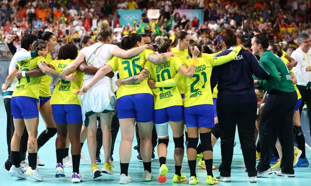 Paris 2024: Brasil vence e avança às quartas do handebol feminino