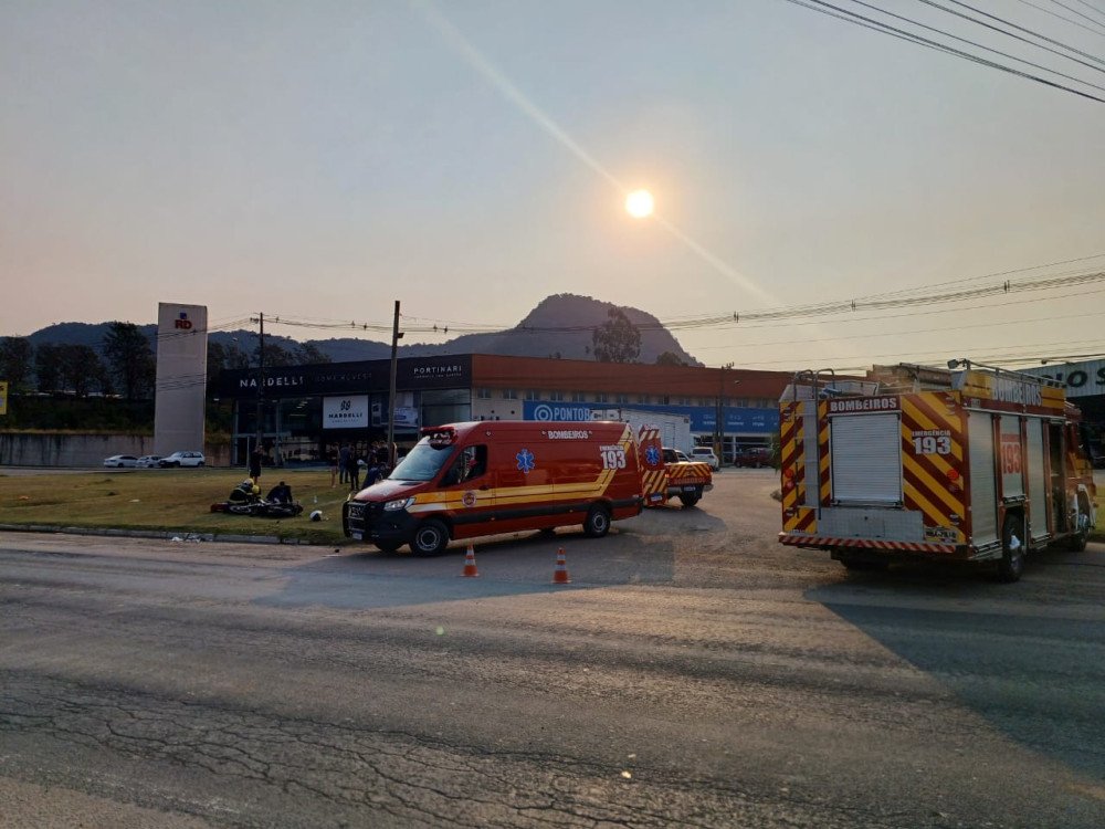 Acidente na BR-470 em Rio do Sul deixa duas pessoas feridas