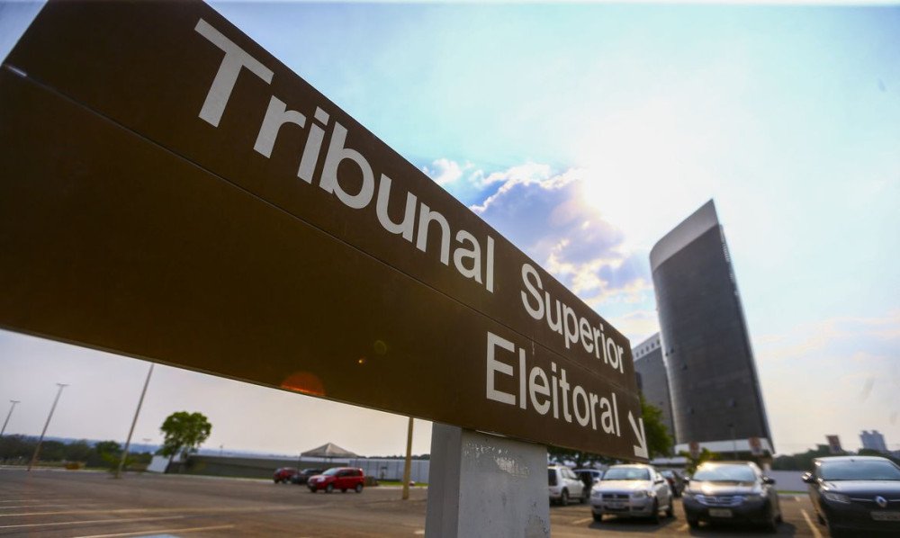 Eleições 2024: TSE lança canal para receber denúncias de desinformação durante o período eleitoral
