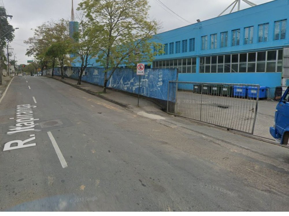 Estacionamento do lado direito da rua Itapiranga ficará interditado até sexta-feira