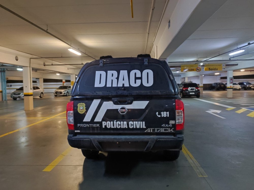 Polícia Civil de SC realiza operação que investiga crimes de tráfico de drogas e organização criminosa