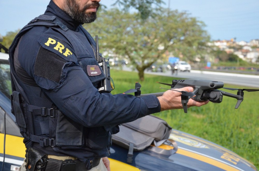 Vídeo: PRF começa a usar drones para fiscalizar rodovias em SC