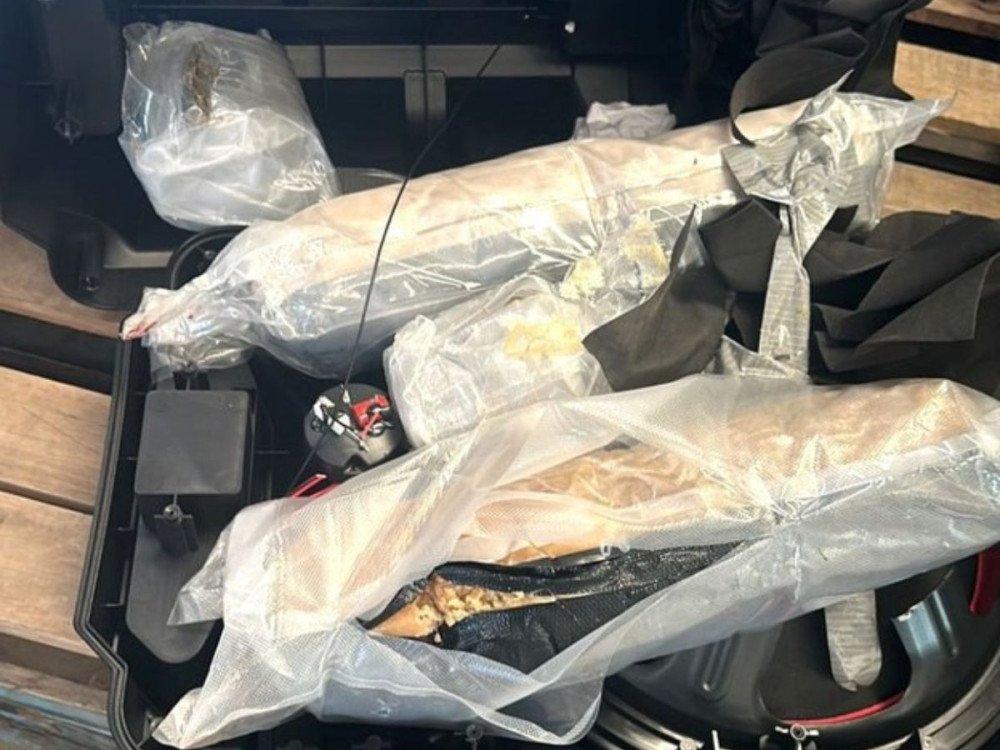 Polícia Federal apreende haxixe em transportadora de Chapecó