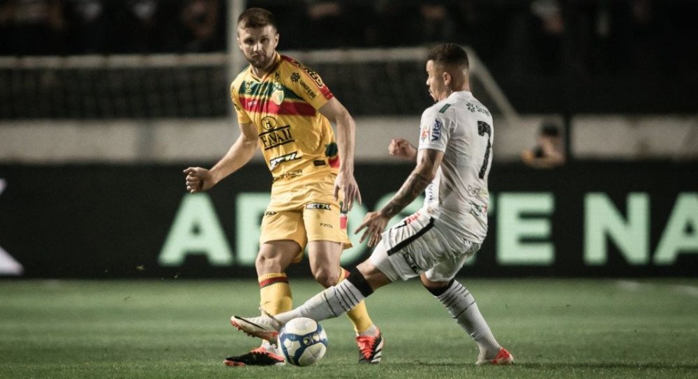 Brusque não sai de empate contra o Operário em partida válida pela Série B