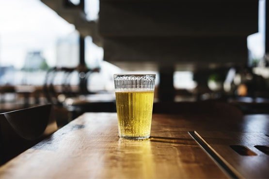 André Cunha: Venda de bebidas somente com compra ou aluguel de copos é prática abusiva