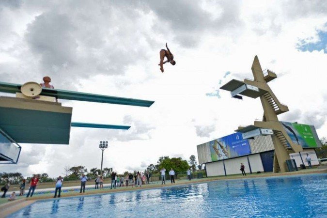 Emerson Luis. Esporte: Desperdício