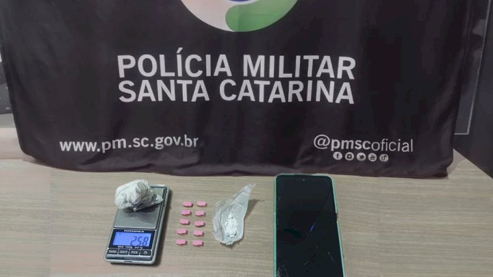 Polícia Militar prende homem por tráfico de drogas em Canoinhas