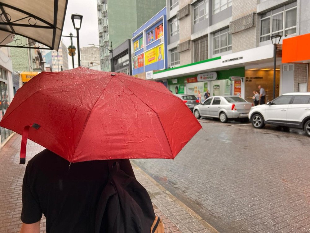 Instabilidade ganha força em Blumenau neste sábado; confira a previsão