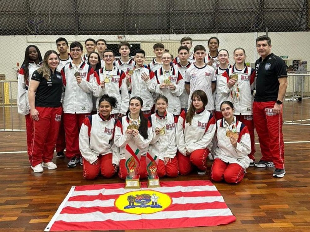 Karatê feminino de Blumenau é hexacampeão da Olimpíada Estudantil Catarinense